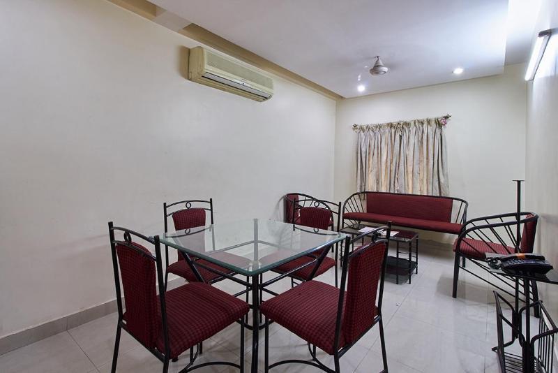 Hotel Padmini Residency Хайдарабад Экстерьер фото